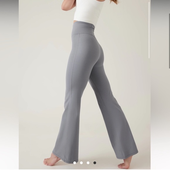 Athleta high rise medium petite Elation Flare Pant legging Lavender blue Gray - Picture 3 of 16